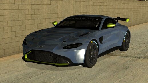 2019 Aston Martin Vantage GT4