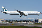 Cathay Pacific Boeing 777-367ER B-KQX