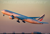 Air France Boeing 777-328ER F-GZNS