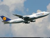 Lufthansa Boeing 747-430 D-ABVK Fanhansa Livery